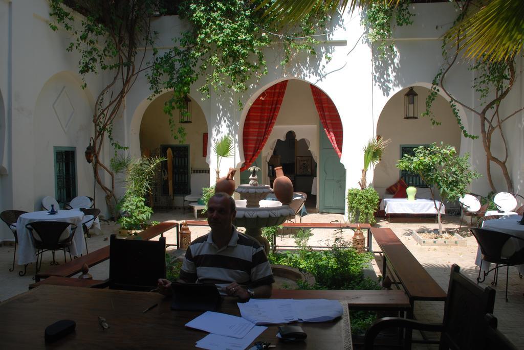 Dar Bounouar Hotel Marrakesh Bagian luar foto